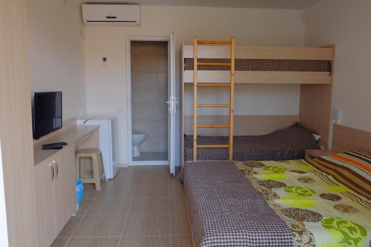 Lokomotiv 1006А Hotel ซาโตกา ภายนอก รูปภาพ